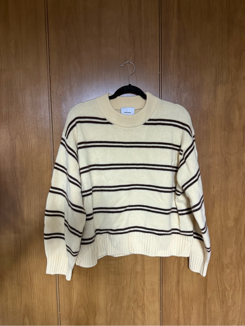 Reformation Cove Cashmere Oversized Crew - Picture 2 of 4